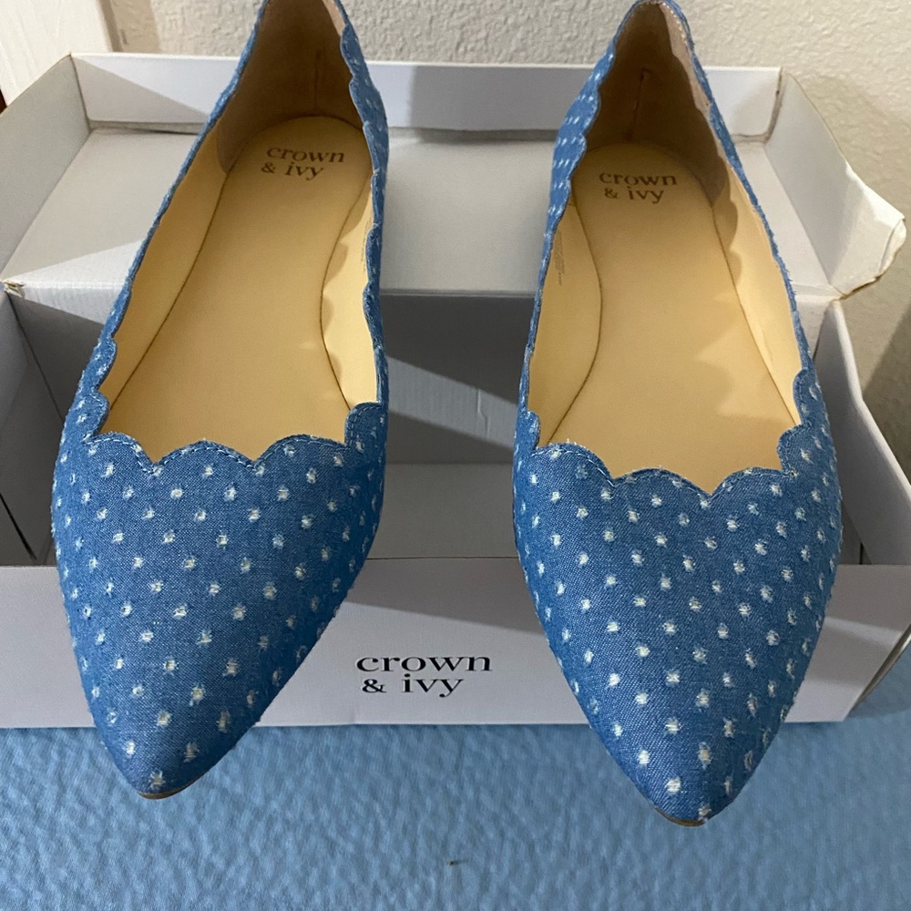 Crown & Ivy Blue Polka Dot Women's Flats